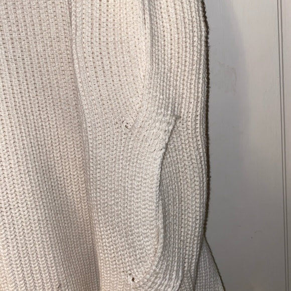 Sweater - Picture 3 of 3